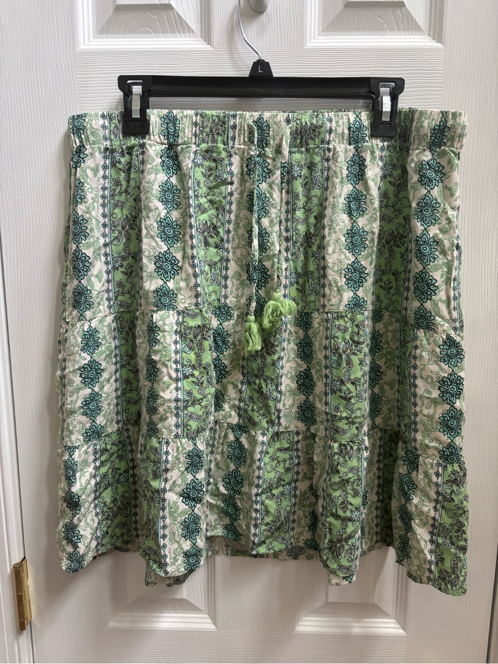 J. Jill Green Tiered Boho Mini Skirt Small w/ Tassel Drawstring, Size L, NWOT - Picture 2 of 6